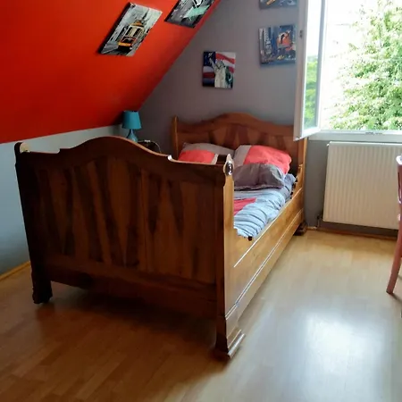 Bugatti 4 Chambres- 4 Lits Doubles Rum i privatbostad *