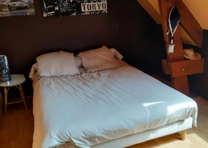 Bugatti 4 Chambres- 4 Lits Doubles * Teloché